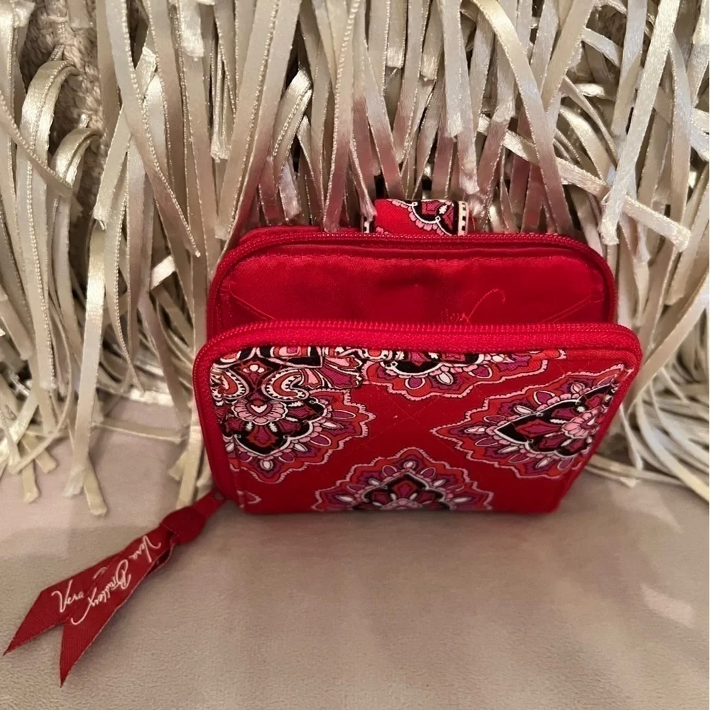 Vera Bradley Red Pink Paisley Quilted Wallet - Picture 5 of 8